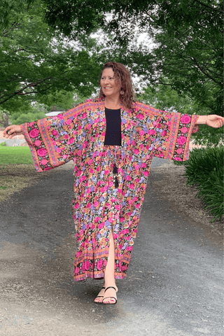 Dandelion Long Kimono - Magenta - Preorder