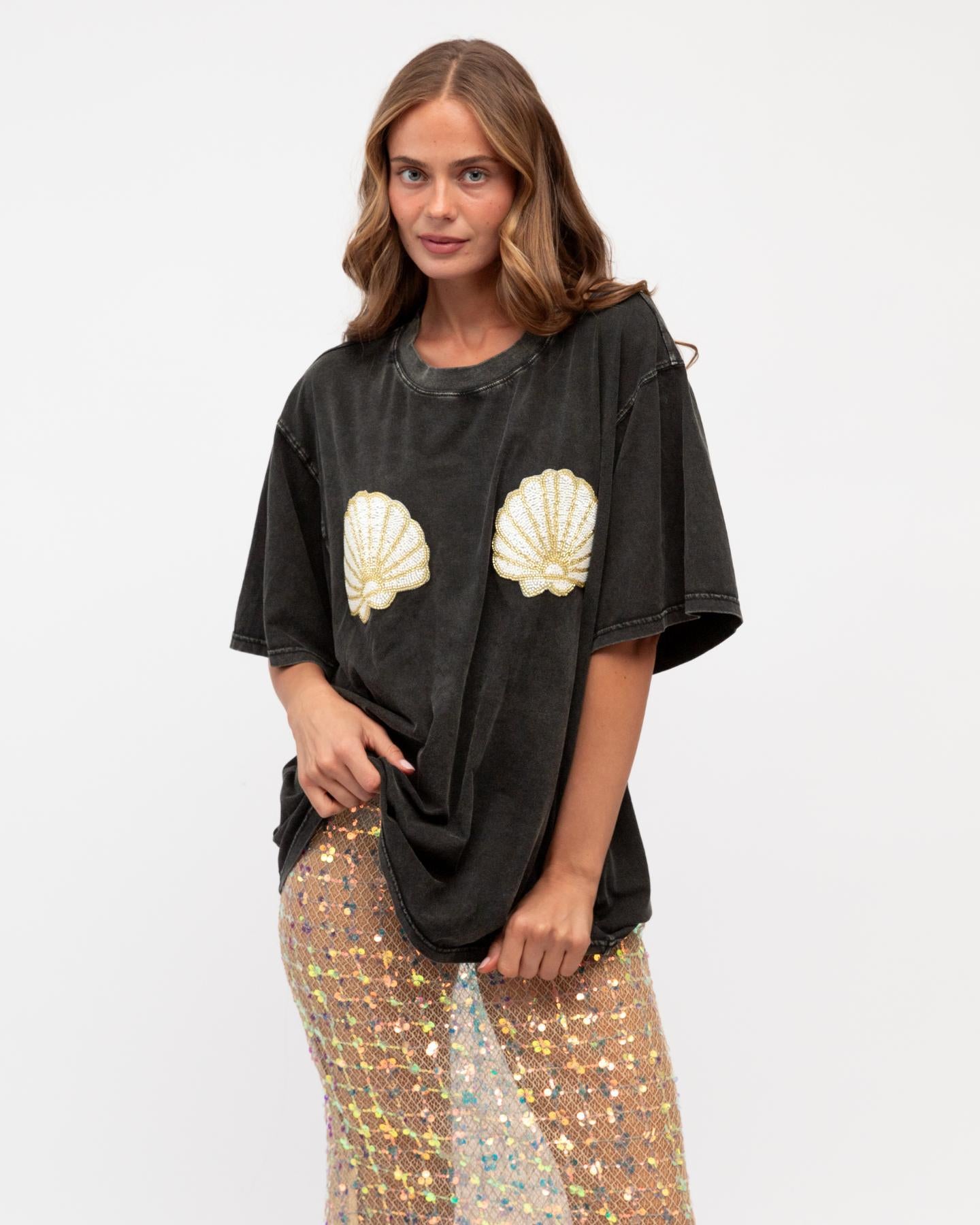 Shell Yeah Graphic Tee – Paper Heart