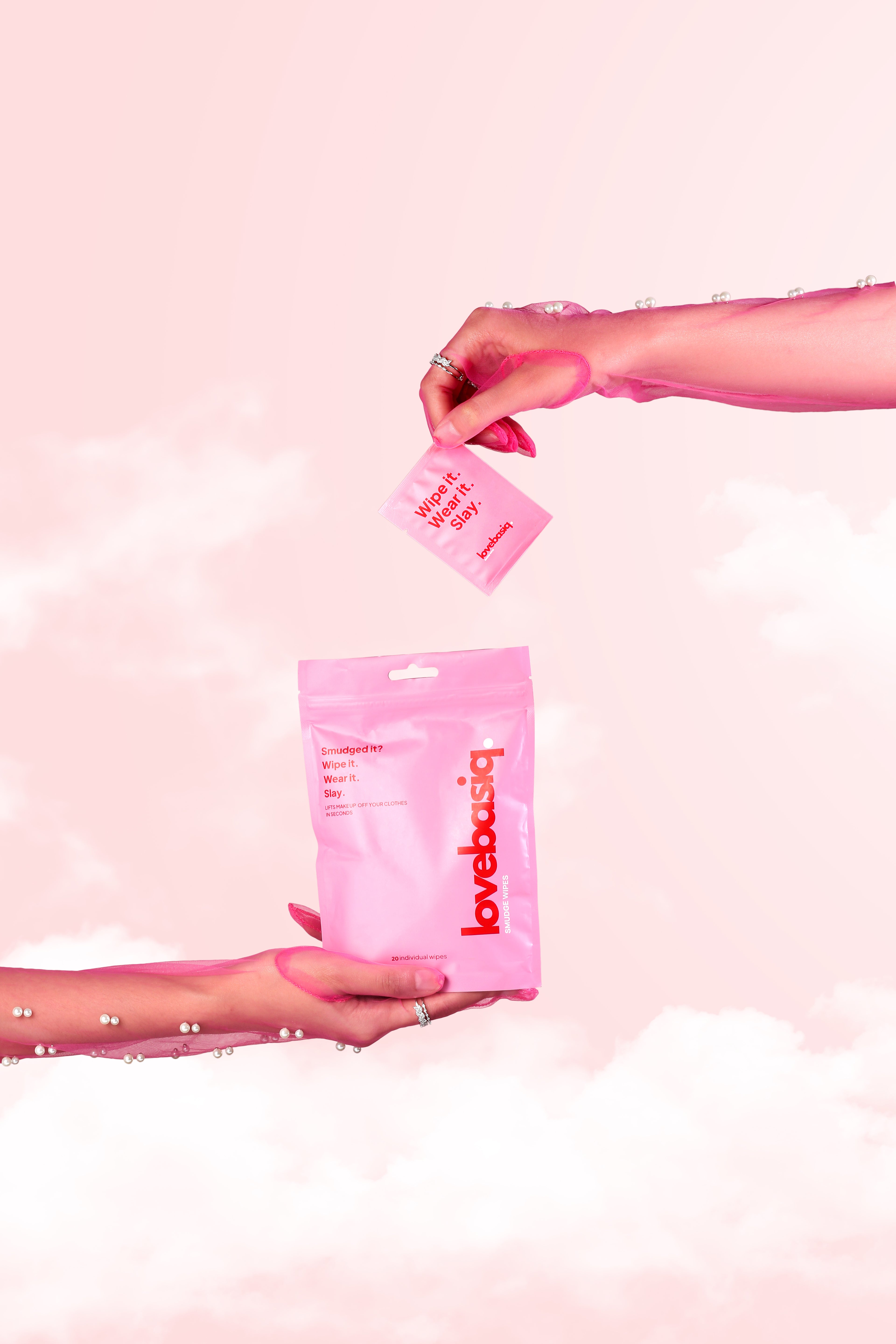 Smudge Wipes - Makeup Stain Remover Wipes by Love Basiq