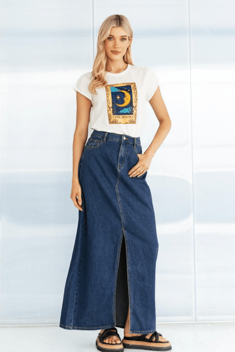 The Moon Graphic Tee - White