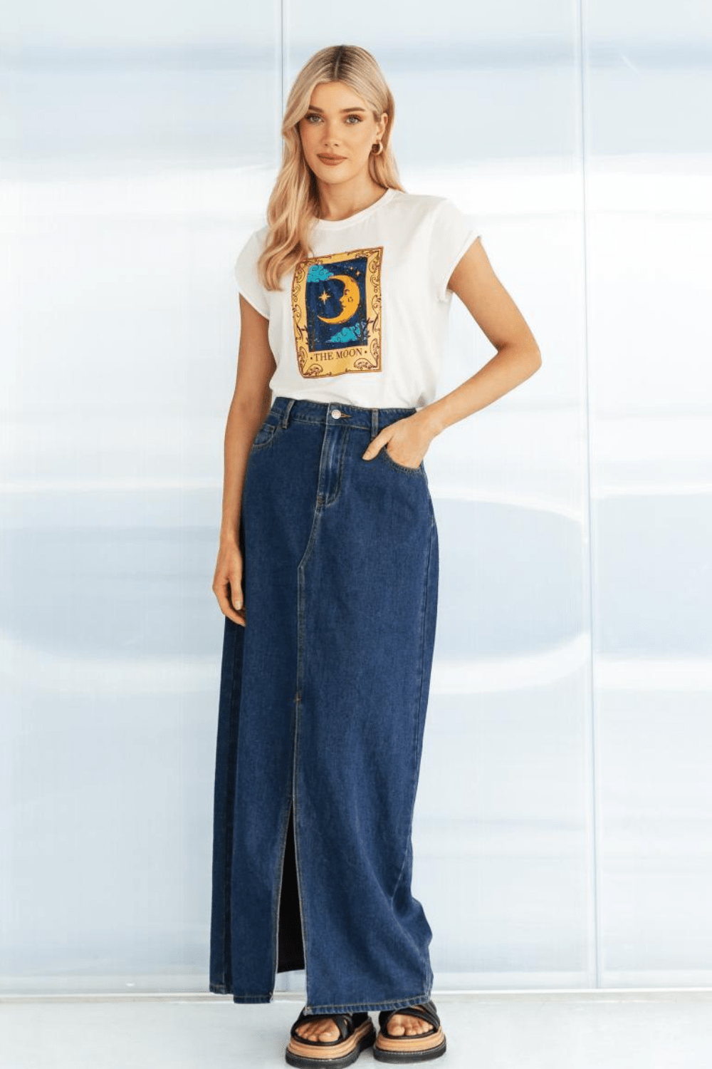 The Moon Graphic Tee - White