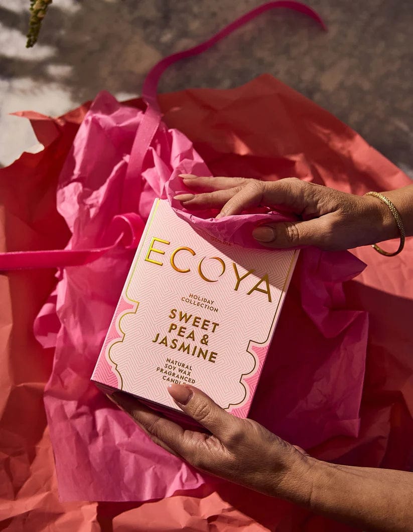 Sweet Pea & Jasmine Grand Goldie Candle