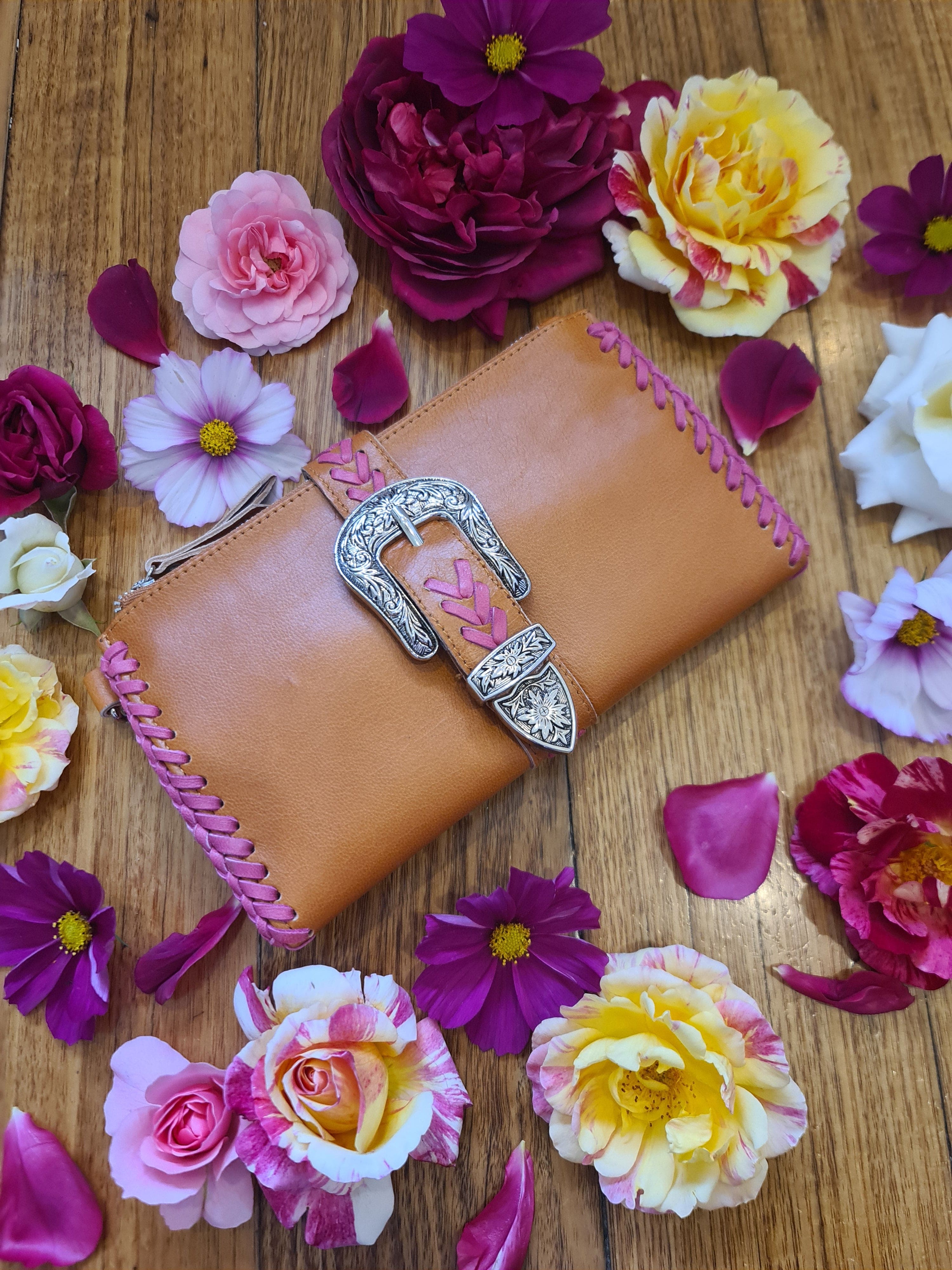 Esmeralda Clutch Bag - Tan/Fuchsia